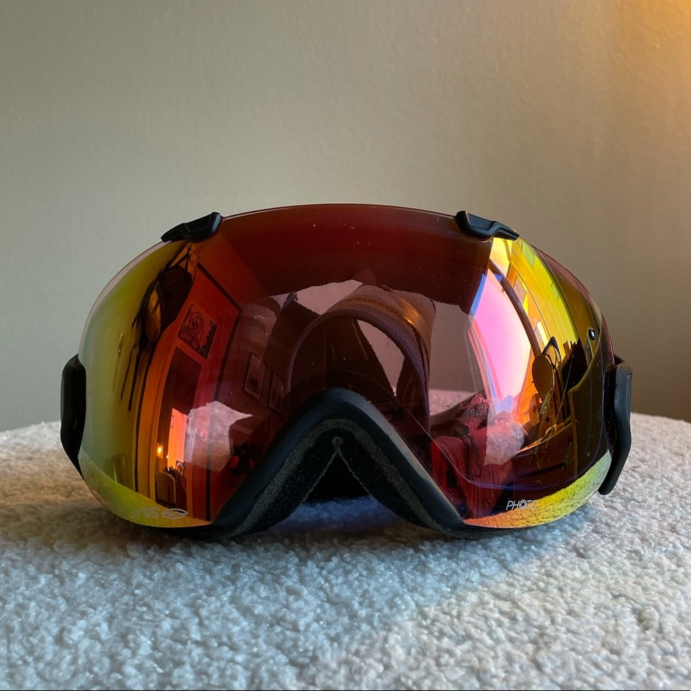 Smith I/O Photo-chromatic Goggles